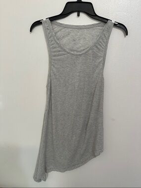 Lululemon Gray Women's Scoop Neck Tank Top